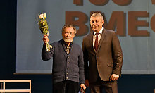Александр Богомаз поздравил коллектив «Брянского рабочего» со 100-летием областного печатного издания