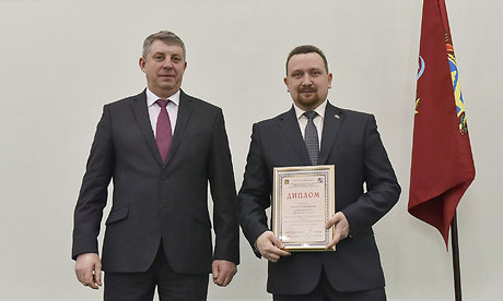 03827t0020213h.jpg